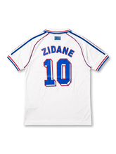 フランス代表 1998 FIFAワールドカップ アウェイ ジダン10番 フロント(ホワイト+トリコロール肩ストライプ+FIFA WORLD CUP FRANCE 98刺繍+FFFガリックロースター・エンブレム+ブルーホリゾンタルバンド+ブルー背番号10)