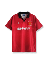 1994/96シーズンのマンチェスター・ユナイテッドホームユニフォーム、エリック・カントナ着用のクラシックサッカージャージ