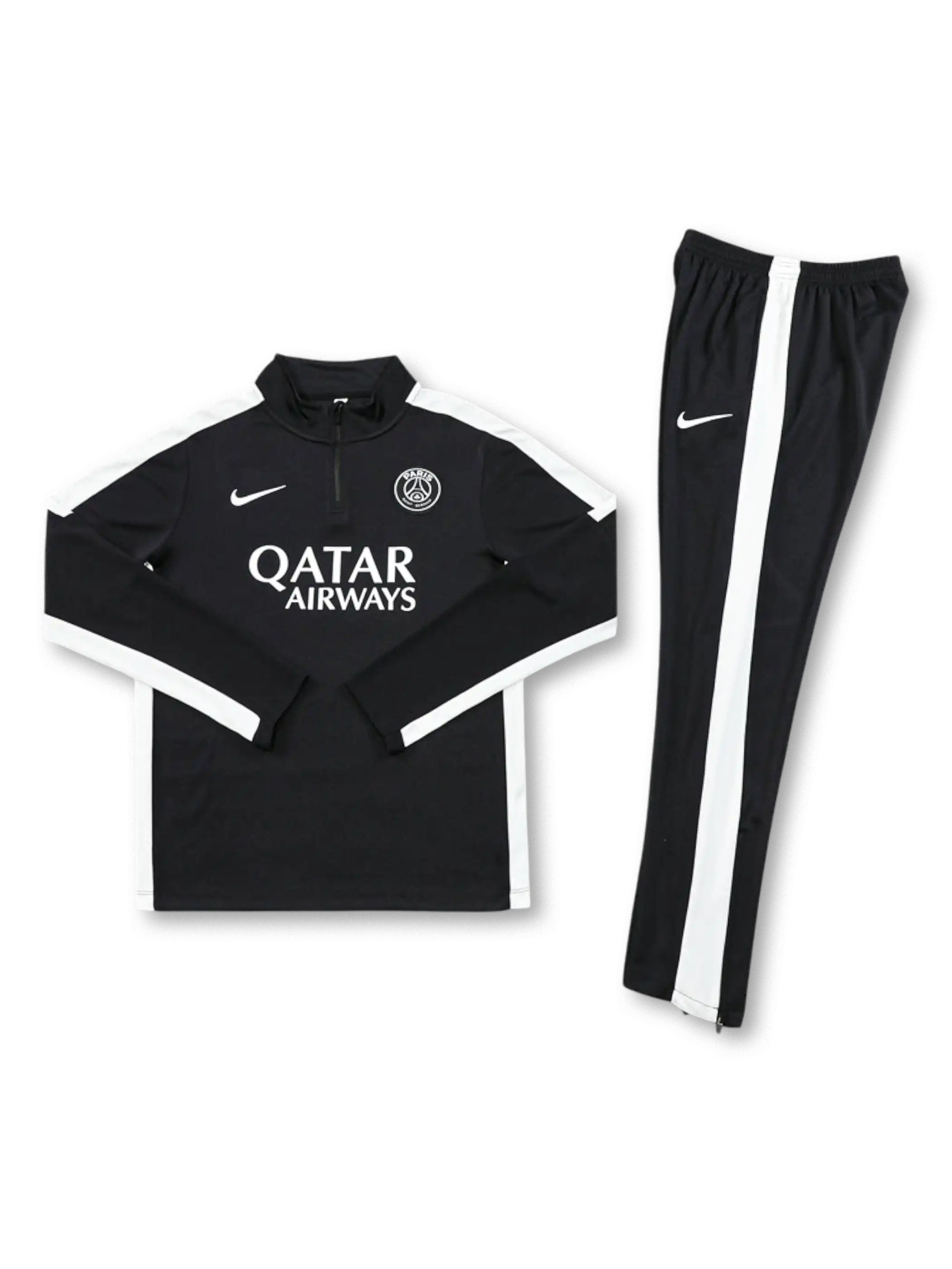 PSG ハーフジップ トレーニングトップ 前面(エンブレム/ロゴ)