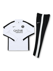 PSG ハーフジップ トレーニングトップ ホワイト 前面(エンブレム/ロゴ)