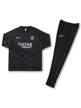 PSG 選手仕様 ハーフジップ トレーニングセット 正面(QATAR AIRWAYS表記)