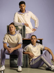 レアル・マドリード × adidas Originals 復刻ライフスタイルTシャツ — クリーム×パープル