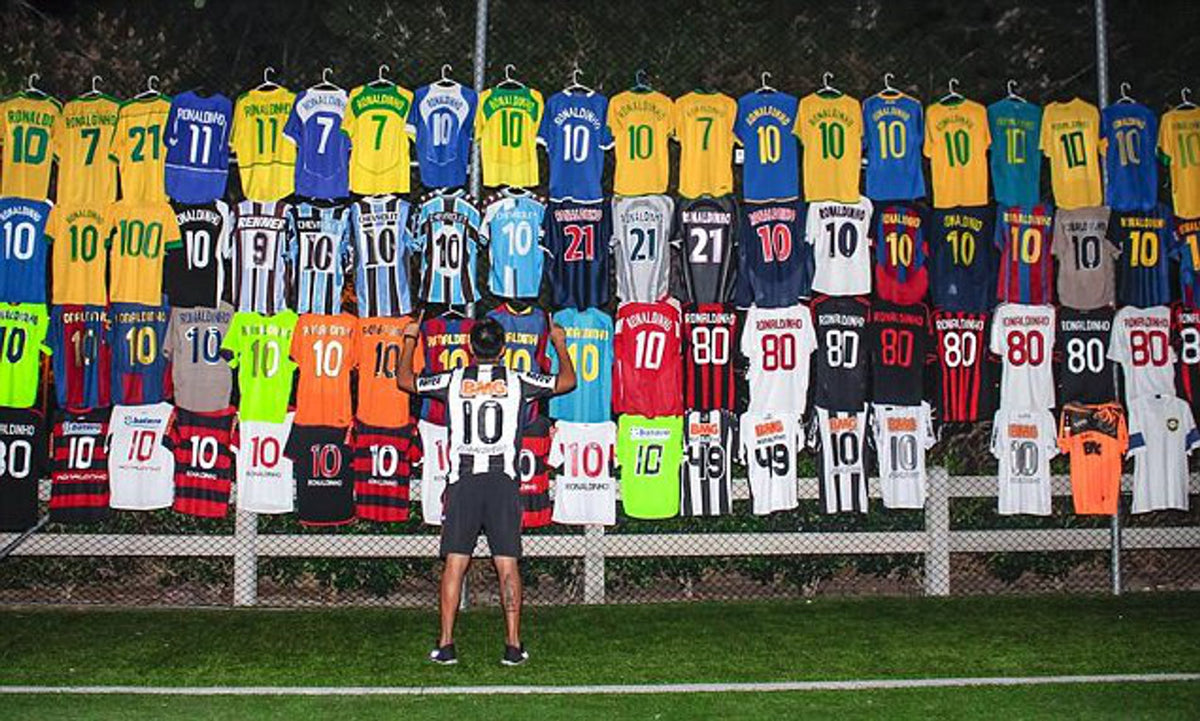 魔法使いの笑顔と技術を、永遠に。 Ronaldinho｜The Legend of Joga Bonito