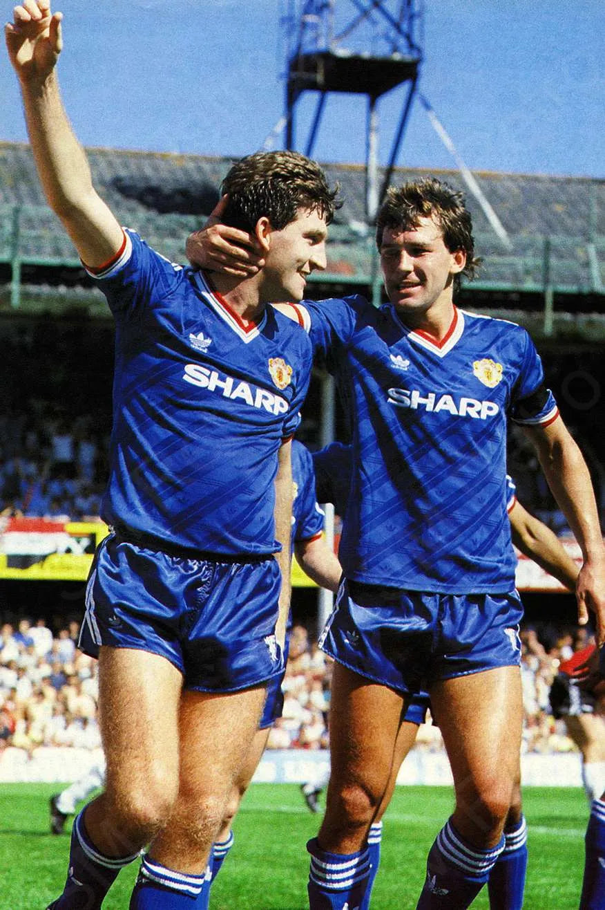 1986-88年 マンチェスター・ユナイテッド サードユニフォーム-KICKO 1986-88年 マンチェスター・ユナイテッド サードユニフォーム-KICKO