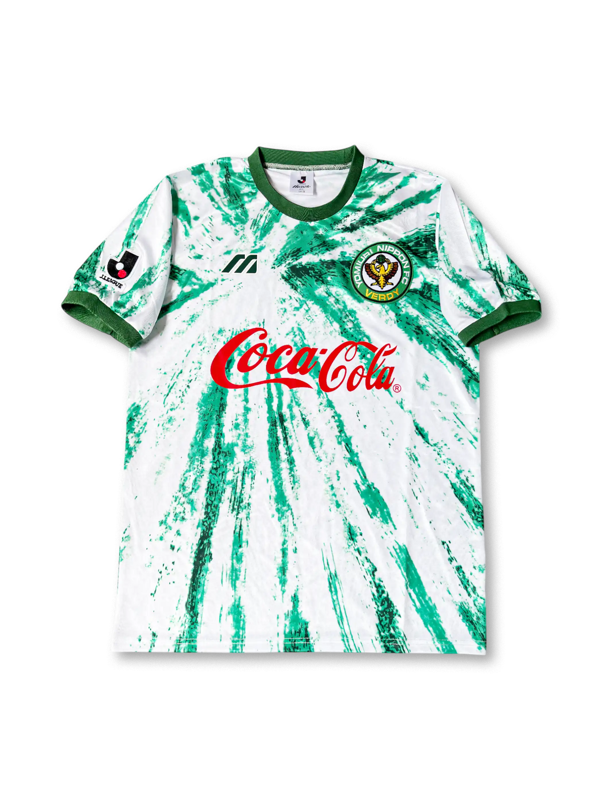 1994年ヴェルディ川崎アウェイユニフォーム、白地に緑の放射デザイン、コカコーラスポンサー付きビンテージサッカージャージ