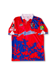 1995年鹿島アントラーズ ホームユニフォーム 正面、Antlersロゴと青赤グラフィック