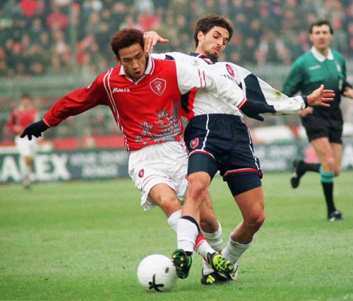 ＊中田英寿 1998年 ペルージャ プレミアムセット 1998-99 ペルージャ ホームユニフォーム 中田英寿 #7-KICKO – KICKO JAPAN