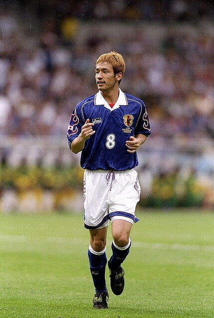 日本1998 代表 サッカーシャツ&パンツ　NAKATA 8 中田英寿 1998-japan-home-nakata-