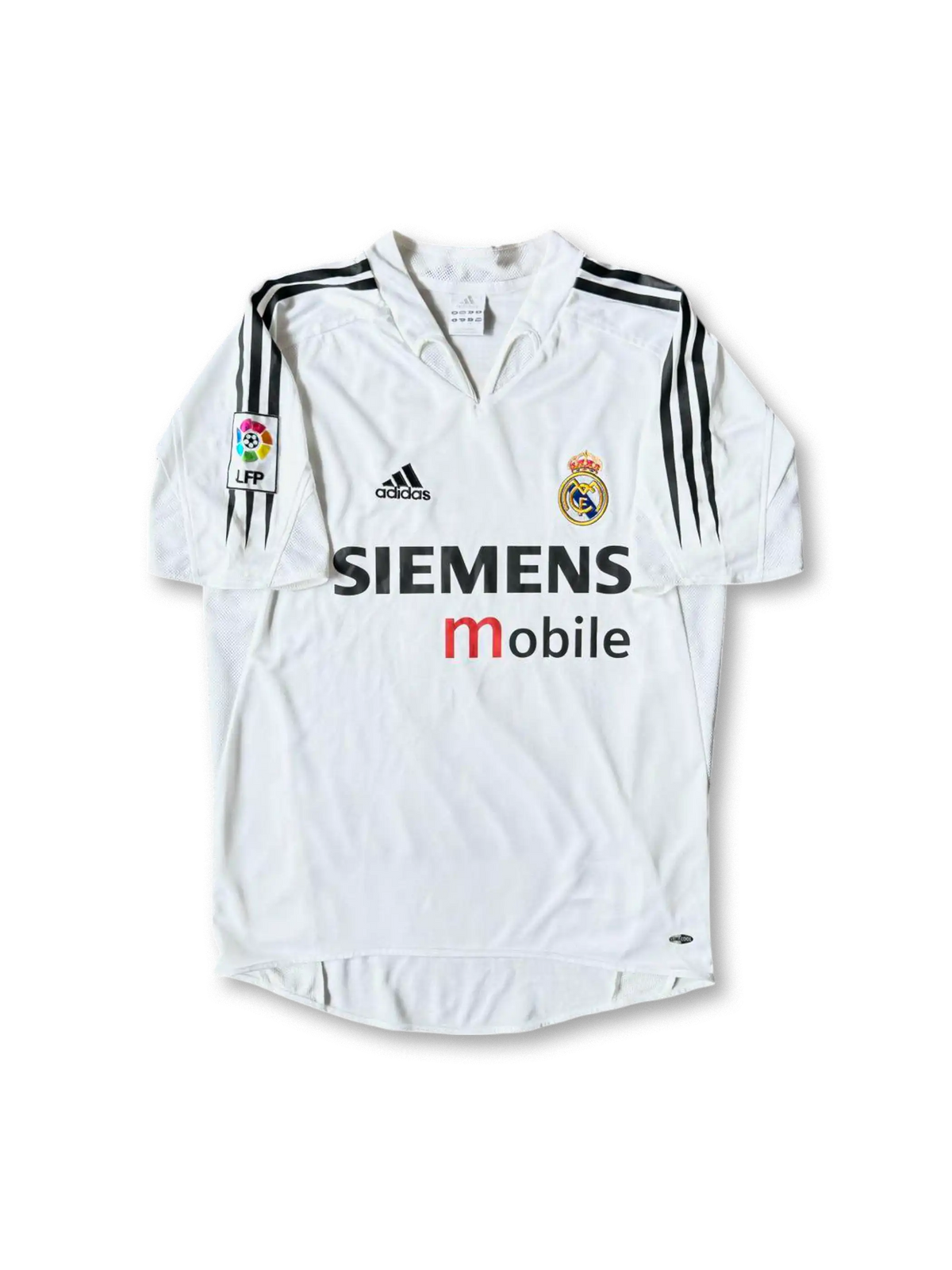 Close-up of embroidery detail on 2004-05 Real Madrid retro basketball jersey