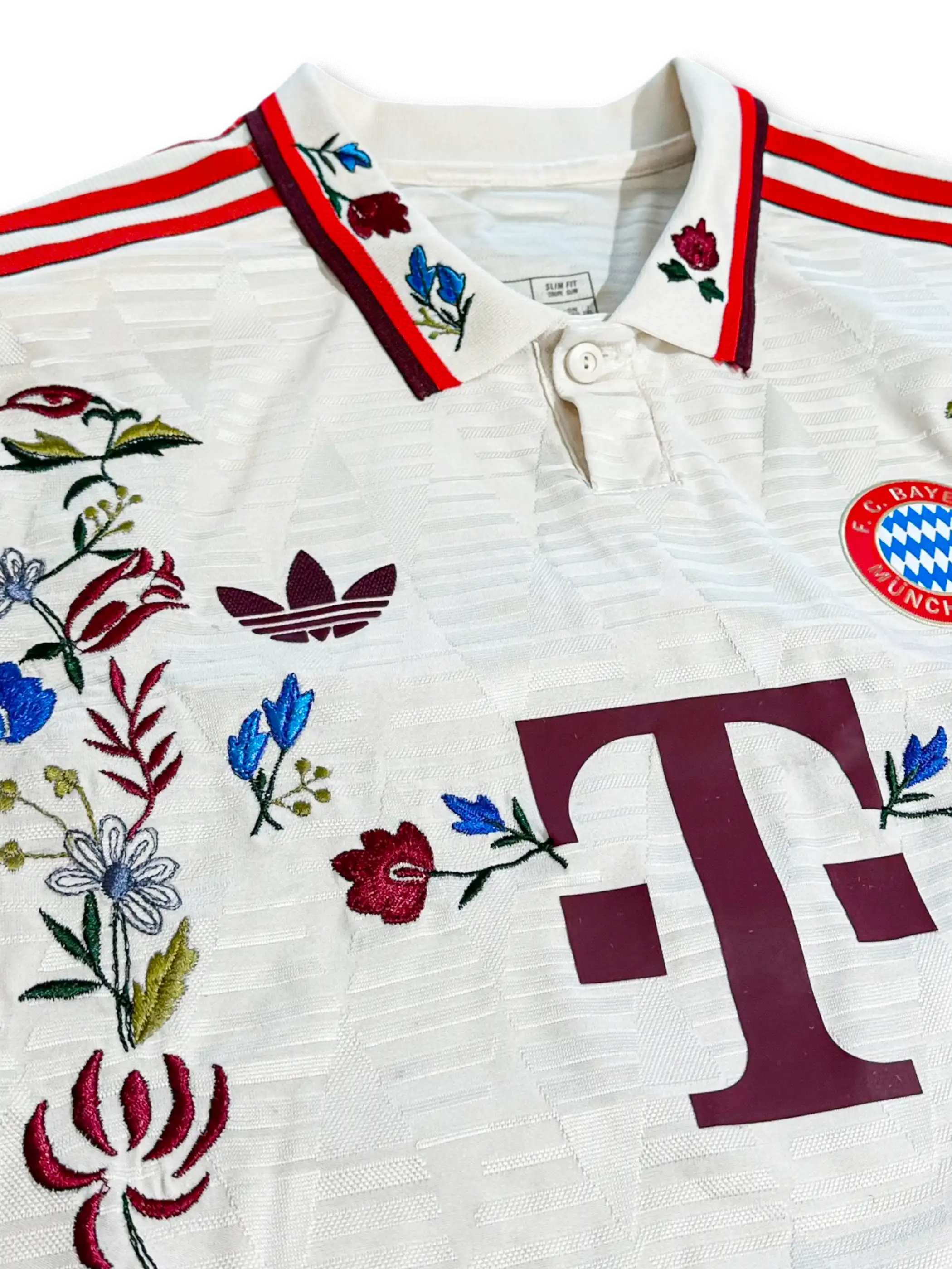 2024/25 バイエルン・ミュンヘン アウェイ 手刺繍カスタムユニフォーム