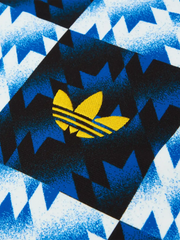 2025-26 マンチェスター・ユナイテッド × adidas Originals Lifestyler 限定シャツ