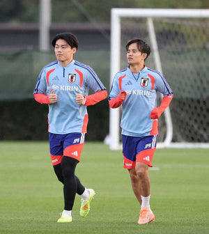 日本代表 2026/27 トレーニングトップ 長袖ハーフジップ-KICKO – KICKO 日本代表 2026/27 トレーニングトップ 長袖ハーフジップ-KICKO – KICKO