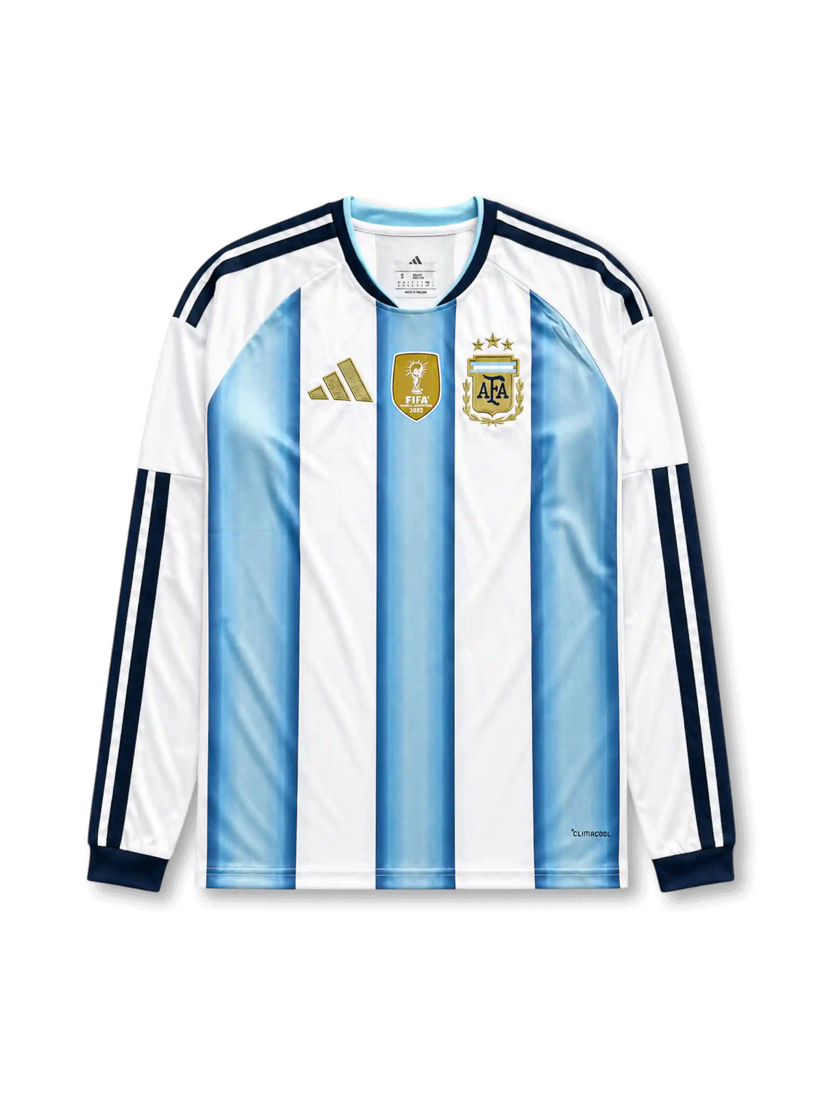 アルゼンチン代表 2026-27 ホーム 長袖レプリカユニフォーム フロント、空色と白の縦縞ストライプ、右胸に3つ星ゴールドAFA刺繍エンブレムとFIFAワールドチャンピオンズバッジ、ゴールドのパフォーマンスロゴ、長袖のネイビー3ストライプとリブカフス