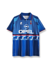 1995/96シーズンのACミランサードアウェイユニフォーム、パオロ・マルディーニ着用のクラシックサッカージャージ