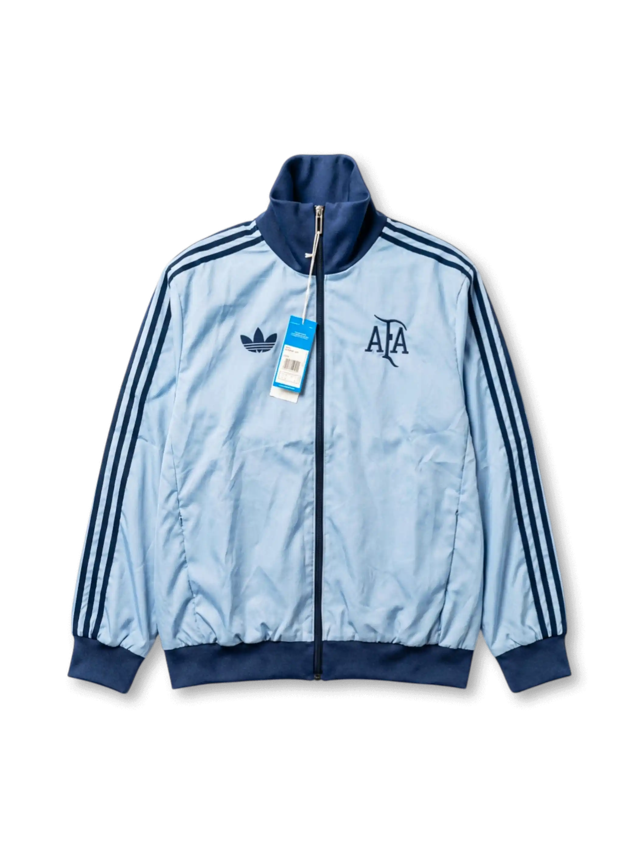 アルゼンチン代表×adidas Originals復刻トラックジャケット正面・スカイブルー×ネイビー、スカイブルーサテン×ネイビー3本ストライプ・AFAヴィンテージ筆記体エンブレム・ネイビーリブカラー・太リブ裾
