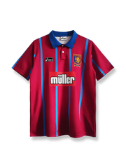 1993/95シーズンのアストン・ヴィラホームユニフォーム、ディーン・ソーンダース着用のクラシックサッカージャージ