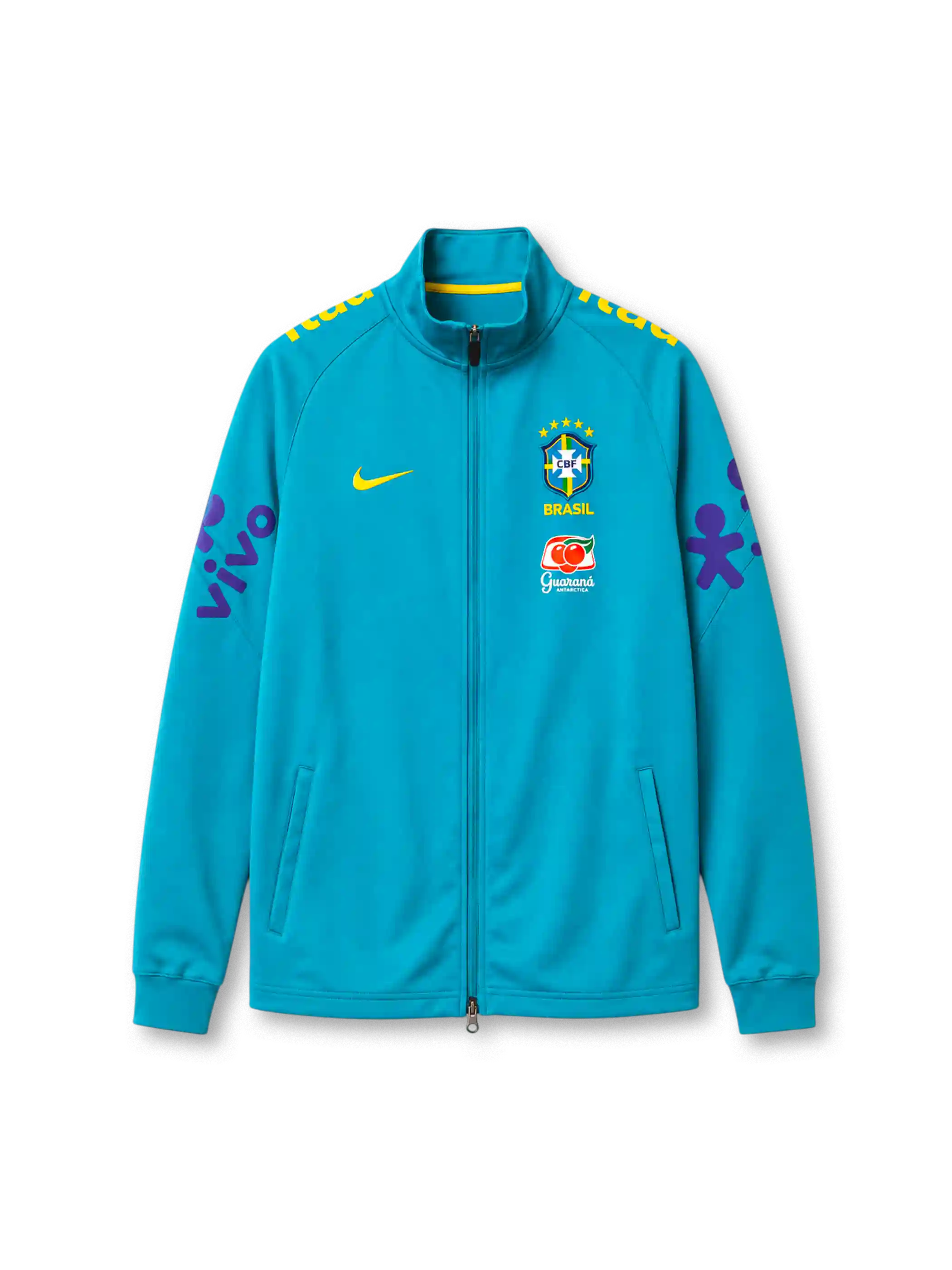 ティール地にイエロー裏地のスタンドカラー、フルジップフロント、左胸のイエローNikeスウッシュ、右胸のCBFエンブレムとBRASILの文字、Guaranáロゴ、両袖のvivoと紫のブランドアイコンを備えたブラジル代表2022-23トレーニングジャケット正面