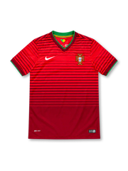 ポルトガル代表 2014 ホームユニフォーム 濃淡レッドのボーダー グリーントリムVネック ナイキ製 ブラジルW杯モデル