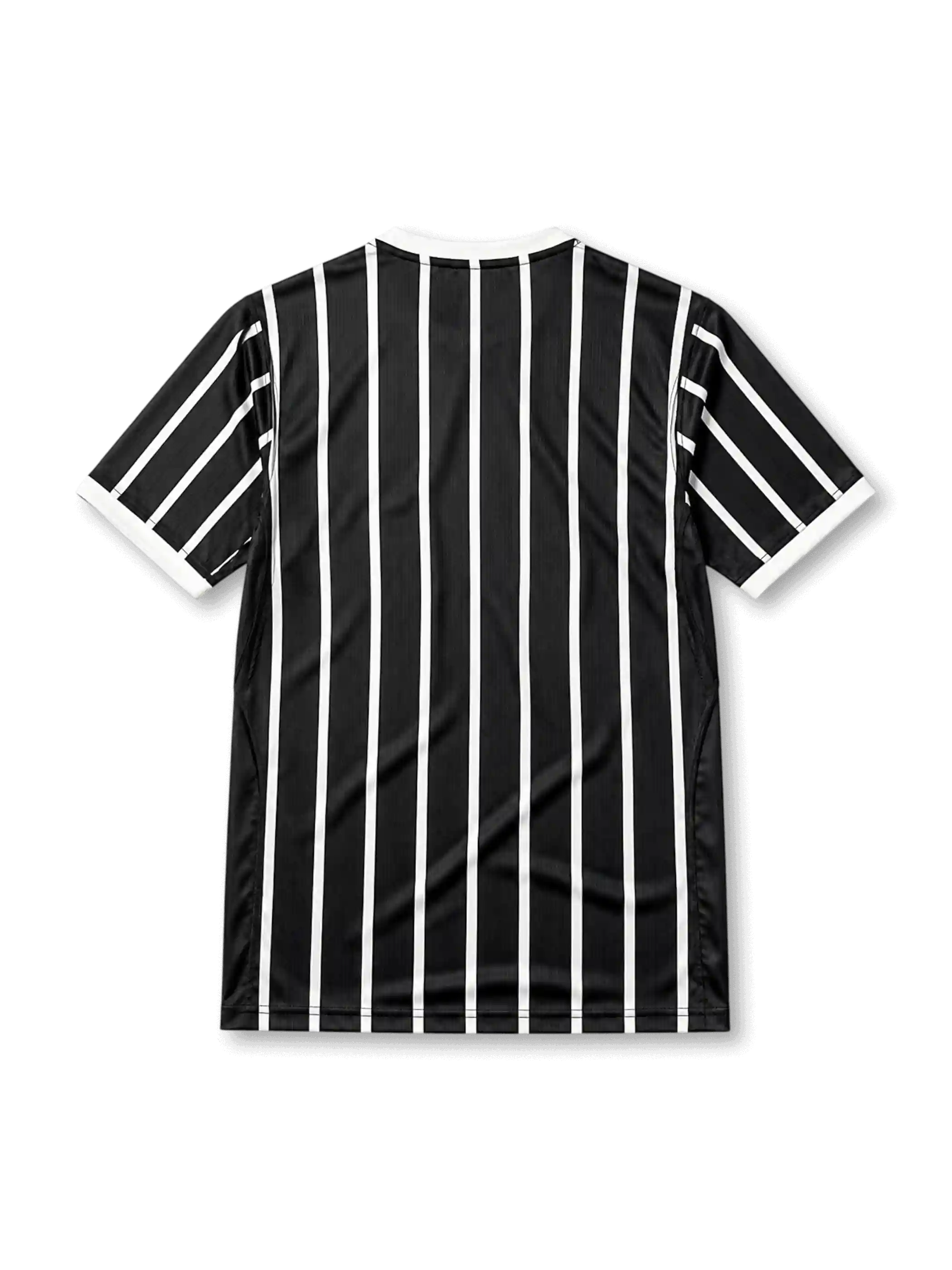 黒地に白の細い縦縞、白いクルーネック襟と袖口、左胸のNikeロゴ、S.C. CORINTHIANS PAULISTA 1910と記された復刻エンブレムを備えたコリンチャンス2026-27アウェイジャージ