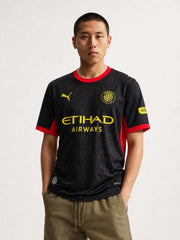 フォルトゥナ・デュッセルドルフ 2026-27 サードシャツ