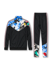 マンチェスター・ユナイテッド×ストーン・ローゼズ トラックスーツ ブラックに絵の具のしぶき柄が入ったジャケット＆パンツ