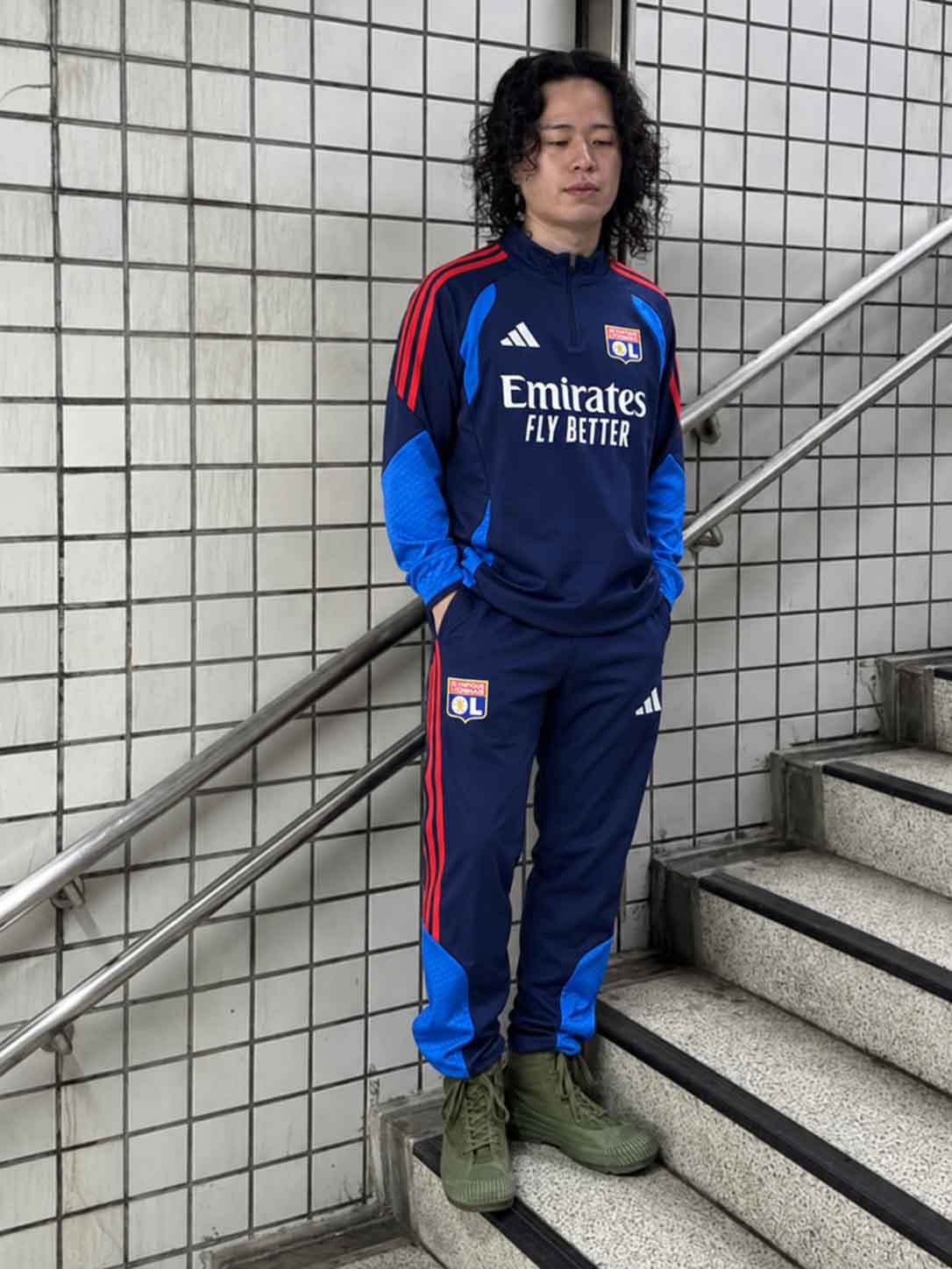 オリンピックリヨン　 上下セットアップ ネイビー　ユニフォーム オリンピック・リヨン 2026-27 ロイヤルブルー トレーニング
