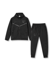 ノルウェー代表 2026年 テックフリースブラックアウトフーディー&パンツセット（Nike製、オールブラック）