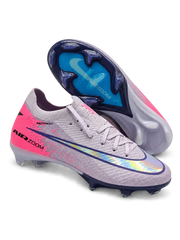 Nike Mercurial/マーキュリアル FG ライラックとピンクのサッカースパイク、虹色のスウッシュとブルーのAIR ZOOMソール面