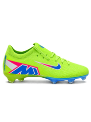Nike Mercurial/マーキュリアル FG ボルトのサッカースパイク、ピンクとブルーのグラデーションスウッシュと虹色のソールプレート