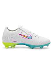 Nike Mercurial/マーキュリアル FG ホワイトとターコイズのサッカースパイク、グラデーションのスウッシュと虹色のソールプレート
