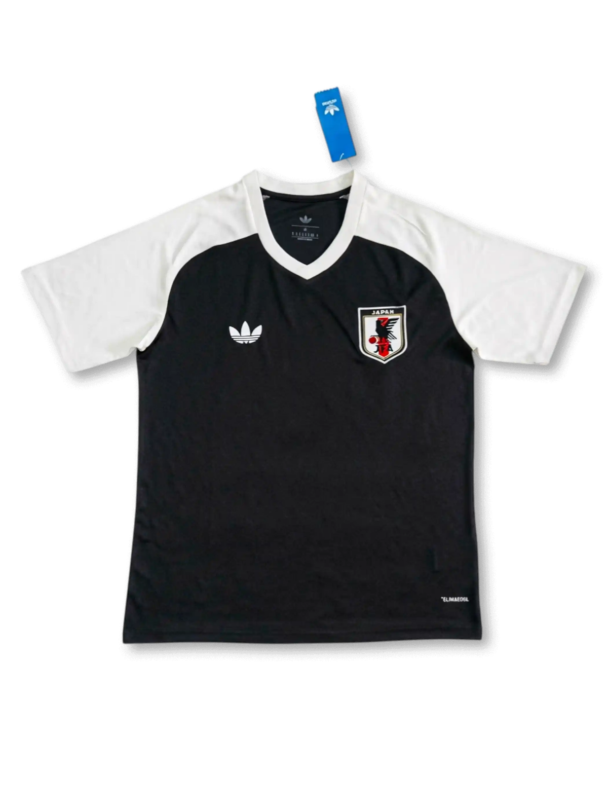 日本代表 adidas Originals トレーニングジャージ 2026-27 ブラック/ホワイトラグラン 前面 — ラグランスリーブ切替とJFA八咫烏エンブレム刺繍を配した公式トレーニングライン