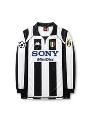 ユヴェントス 1997-98 ホーム UEFAチャンピオンズリーグ仕様 長袖 デル・ピエロ10番 フロント（SONY MiniDisc＋スクデット＋Kappaオミニロゴ＋UCLスターボールパッチ＋ビアンコネリ縦ストライプ＋ブラックリブカフ）