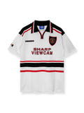 1998/99シーズンのマンチェスター・ユナイテッドアウェイユニフォーム、デイビッド・ベッカム着用のクラシックサッカージャージ