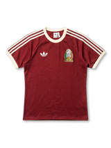 メキシコ代表 × adidas Originals 復刻ライフスタイルTシャツ — バーガンディ