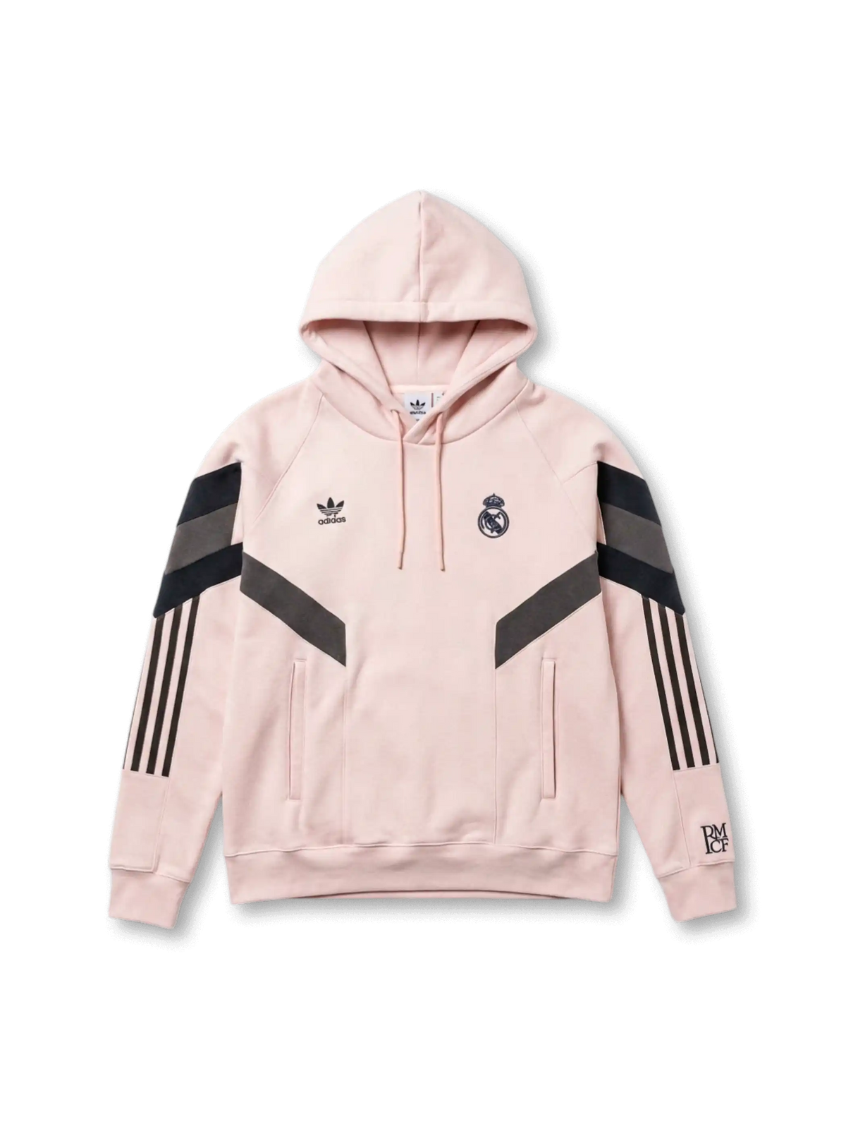 レアル・マドリード adidas Originals シェブロンフーディー ピンク 前面 — チャコールV字パネル・エンブレム刺繍・3ストライプを配した復刻ライフスタイルライン
