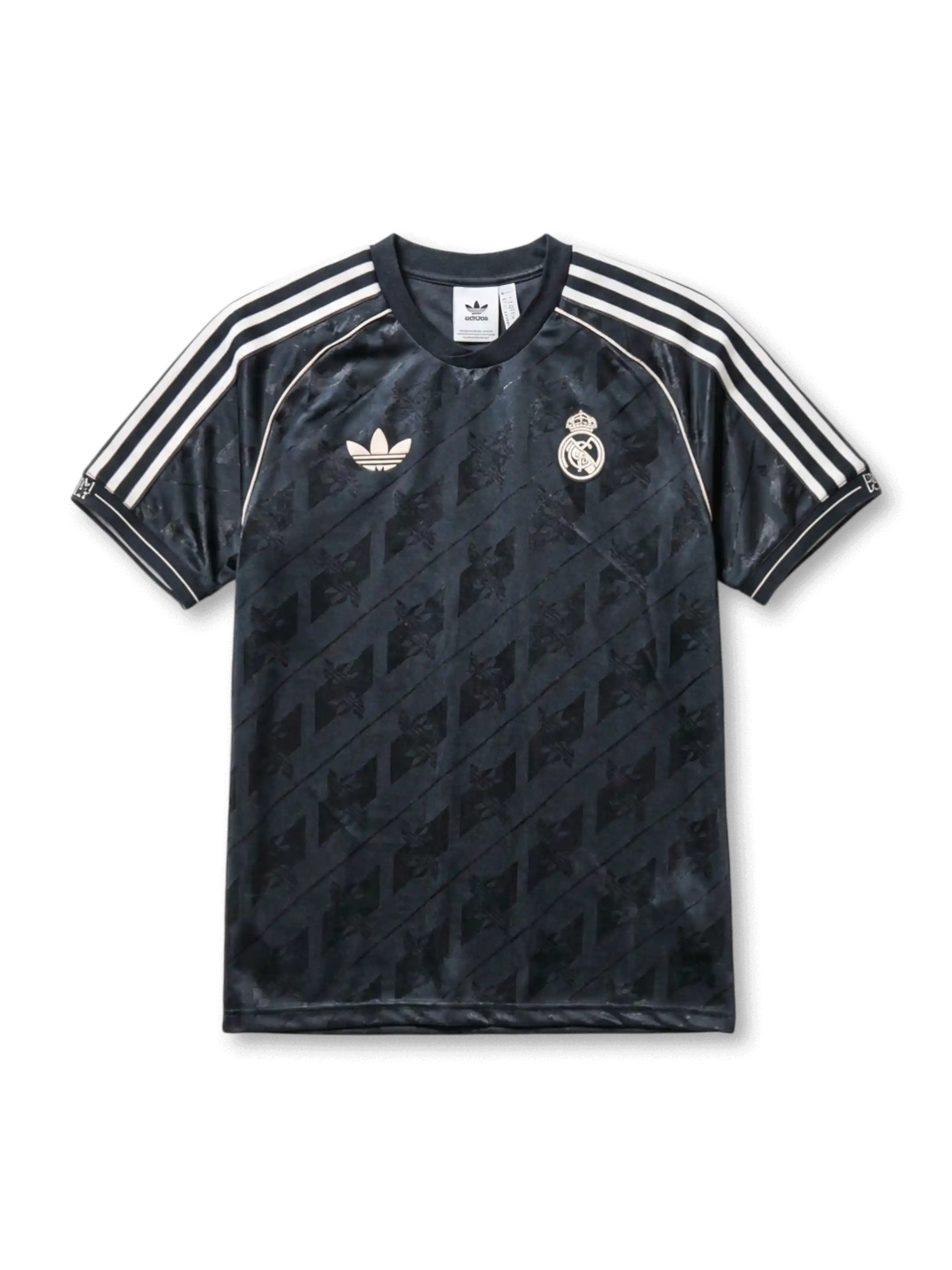 レアル・マドリード×adidas OriginalsジャカードライフスタイルTシャツ正面・ブラック、RMジャカード全面・ホワイト3本ストライプ・クリームパイピング・ゴールドRMエンブレム