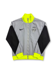 スポルティングCP トレーニングウィンドブレーカー 正面