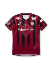 ヴィッセル神戸 2026/27 ホームジャージ 前面 — ワインレッド×ブラック縦ストライプ×Rakuten Mobileロゴ×四星エンブレム×Jリーグパッチ